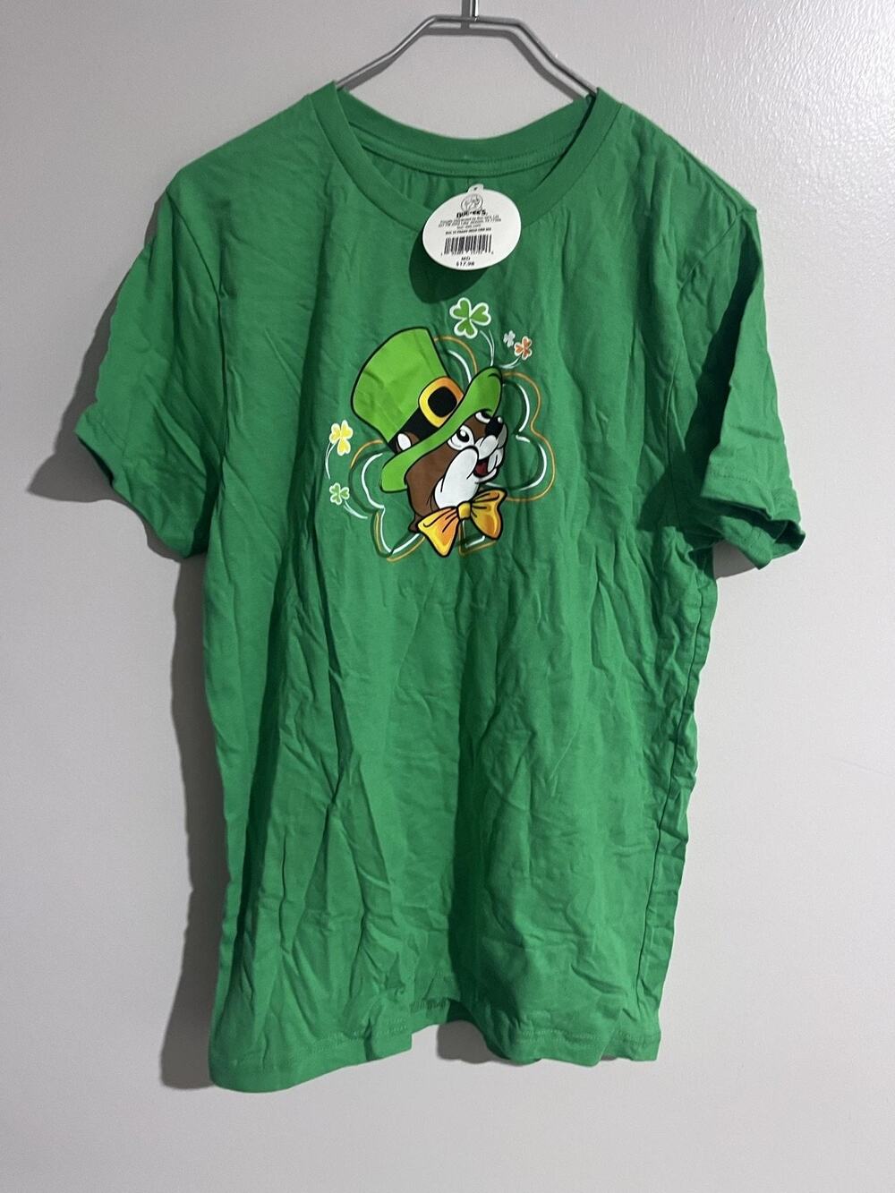 Buc-ee's Shirt Mens M Green Short Sleeve Graphic Buc-ee's Beaver St Patrick's